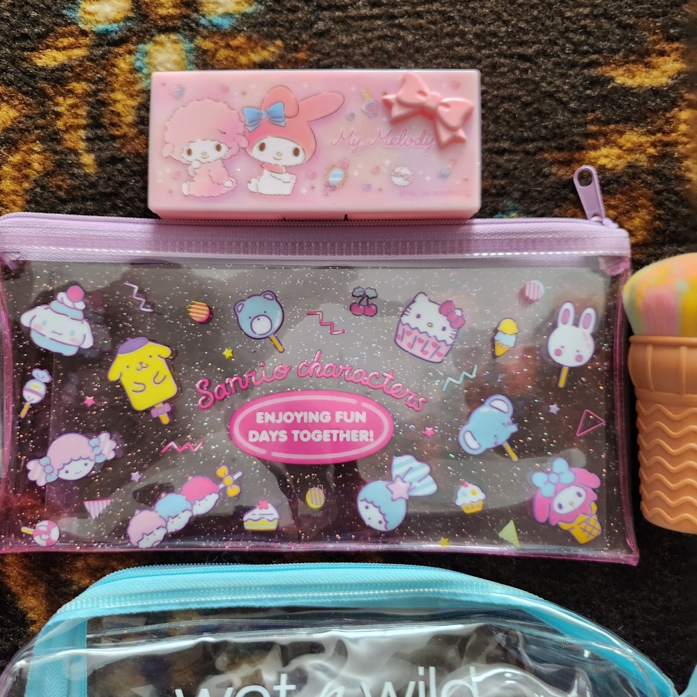 Cute Character-Themed Accessory Set - Picture 5 of 5